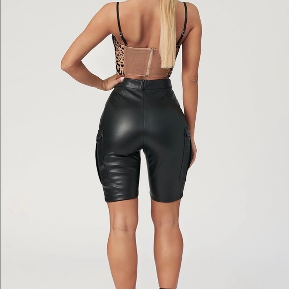 Meshki leather cargo shorts - Picture 2 of 3